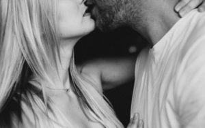 出会い系で大人の関係ってどんな意味？