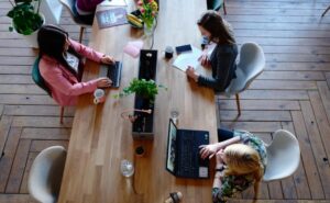 マルチ女とは？