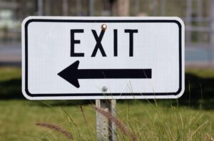 出会い系の強制退会とは？